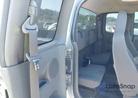 2006 Chevrolet Colorado Lt from USA, damaged, VIN 1GCDT196068166681